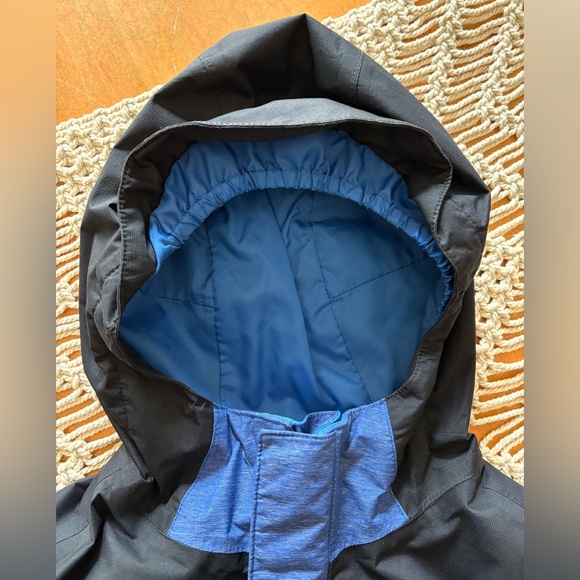 The North Face Boys Blue and Black DryVent Jacket 10/12 - Picture 5 of 6